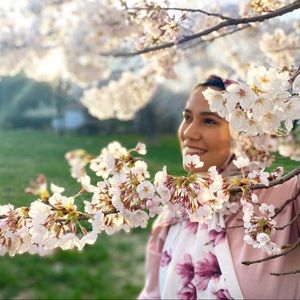 Meet your Posher, Noha